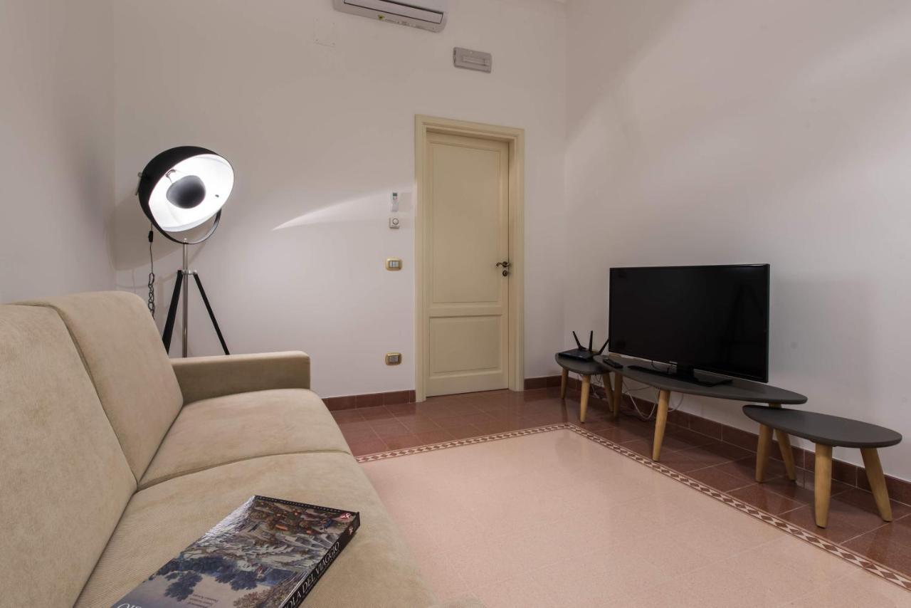 Duomo Seaside Deluxe Apartment By Ortigia Apartments Syracuse Exterior foto